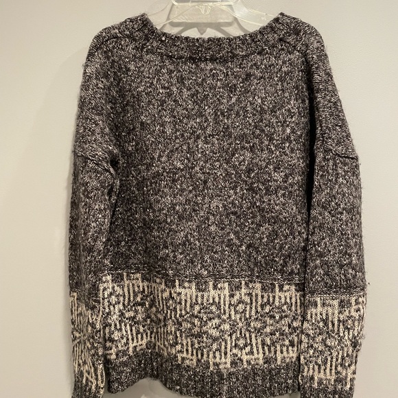 Cote Womens sweater size large with pockets - Picture 6 of 6